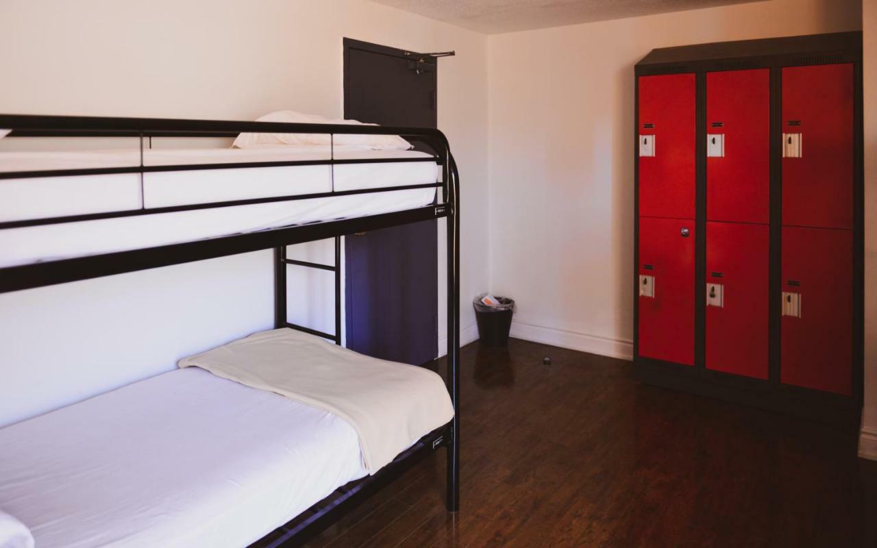 Kensington College Backpackers Vandrehjem Toronto Eksteriør billede